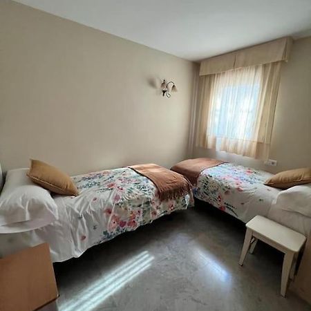 Apartamento Enriqueta Lozano กรานาดา ภายนอก รูปภาพ